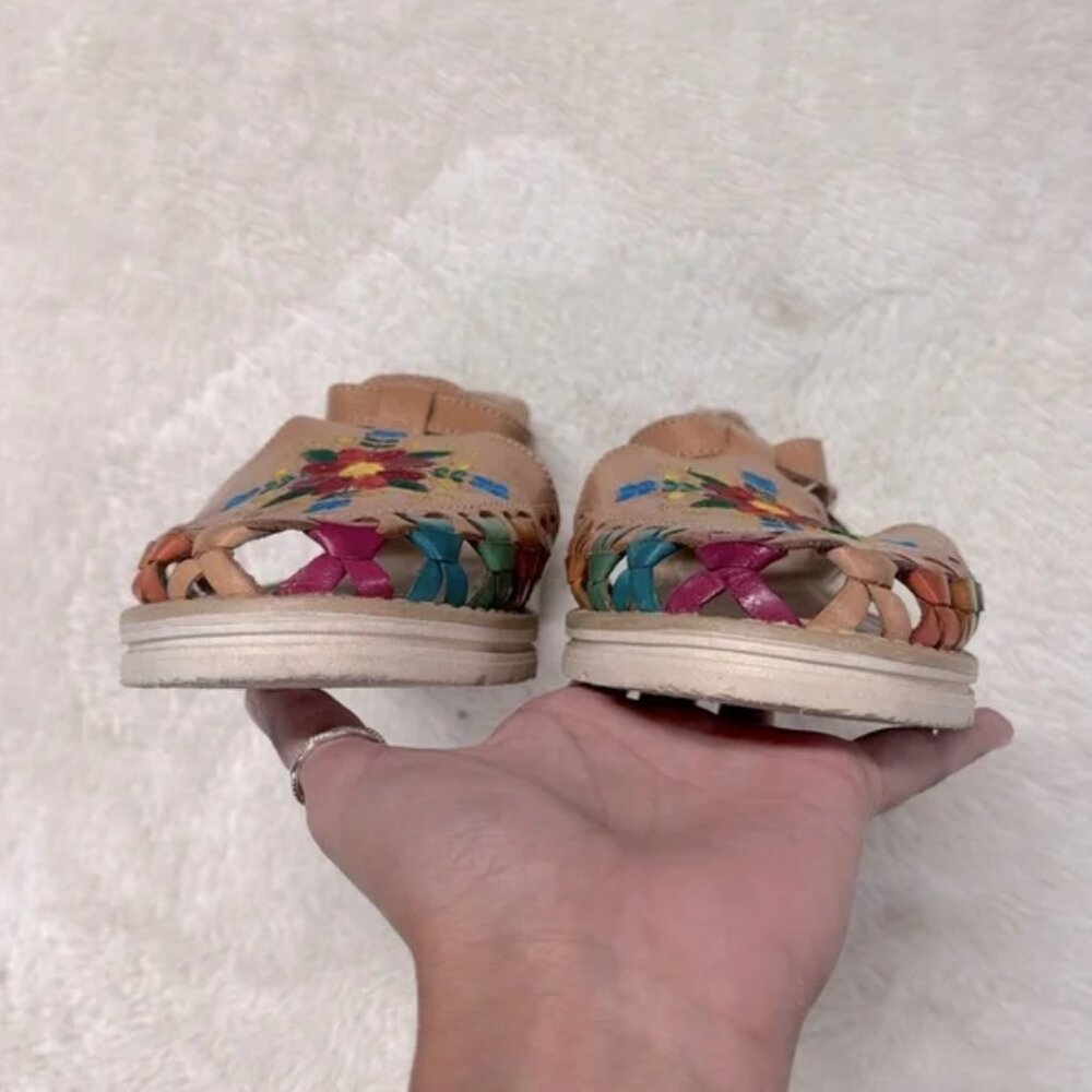 Colorful Embroidered Huaraches - Picture 4 of 9